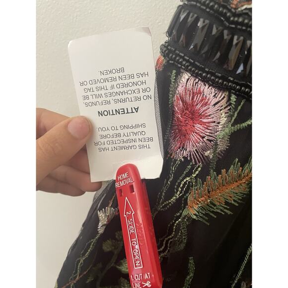 Mac Duggal Black Floral Embroidered Fit & Flare Cocktail Dress Mini Mesh Beaded - Picture 4 of 13